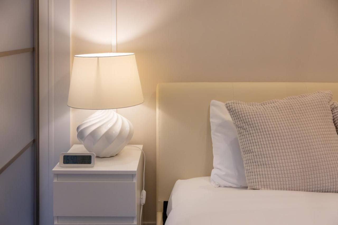 H2H Dotonbori Apartment Осака Екстериор снимка